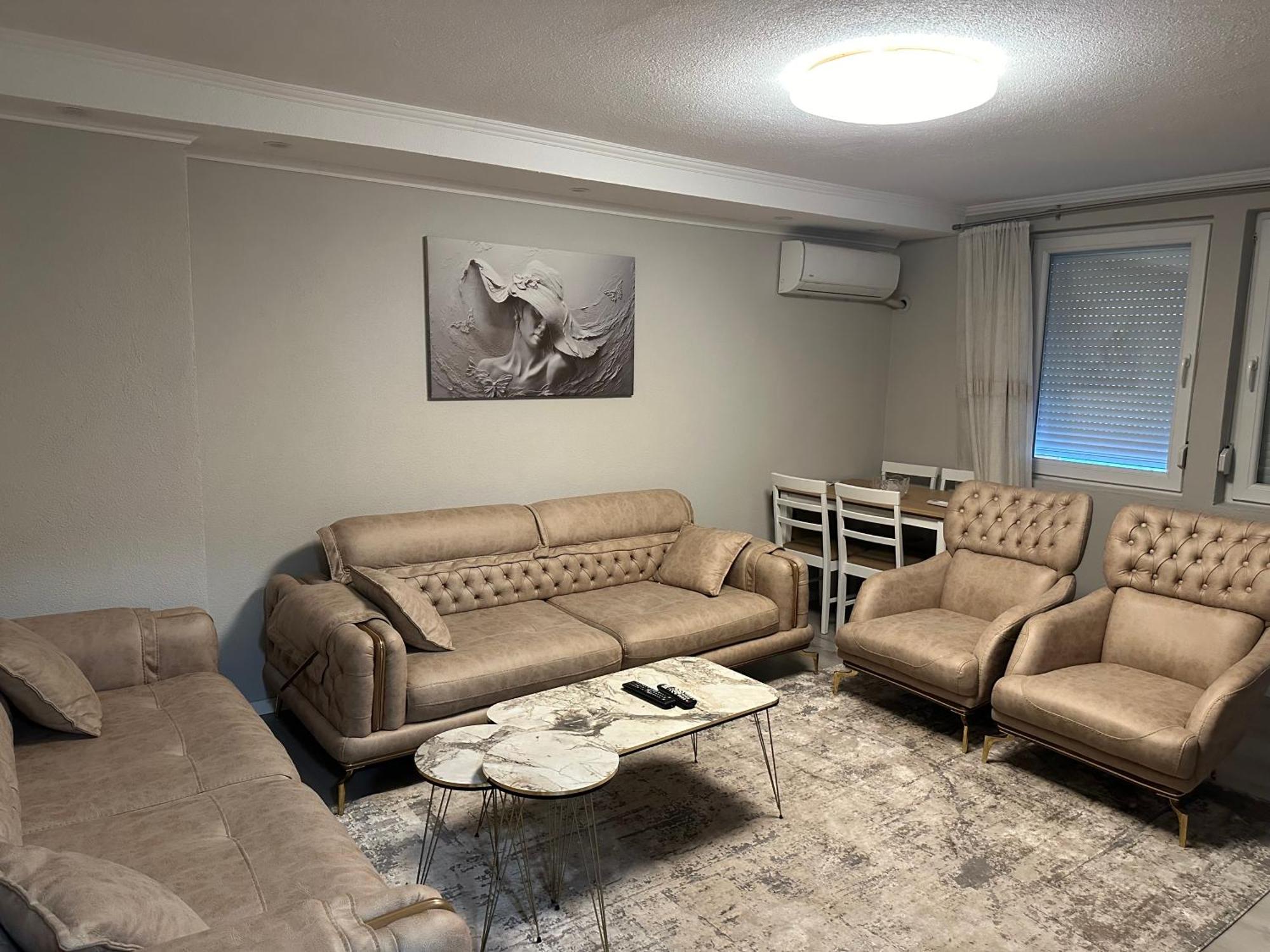 Skyline Apartment 2 Peje Exteriér fotografie
