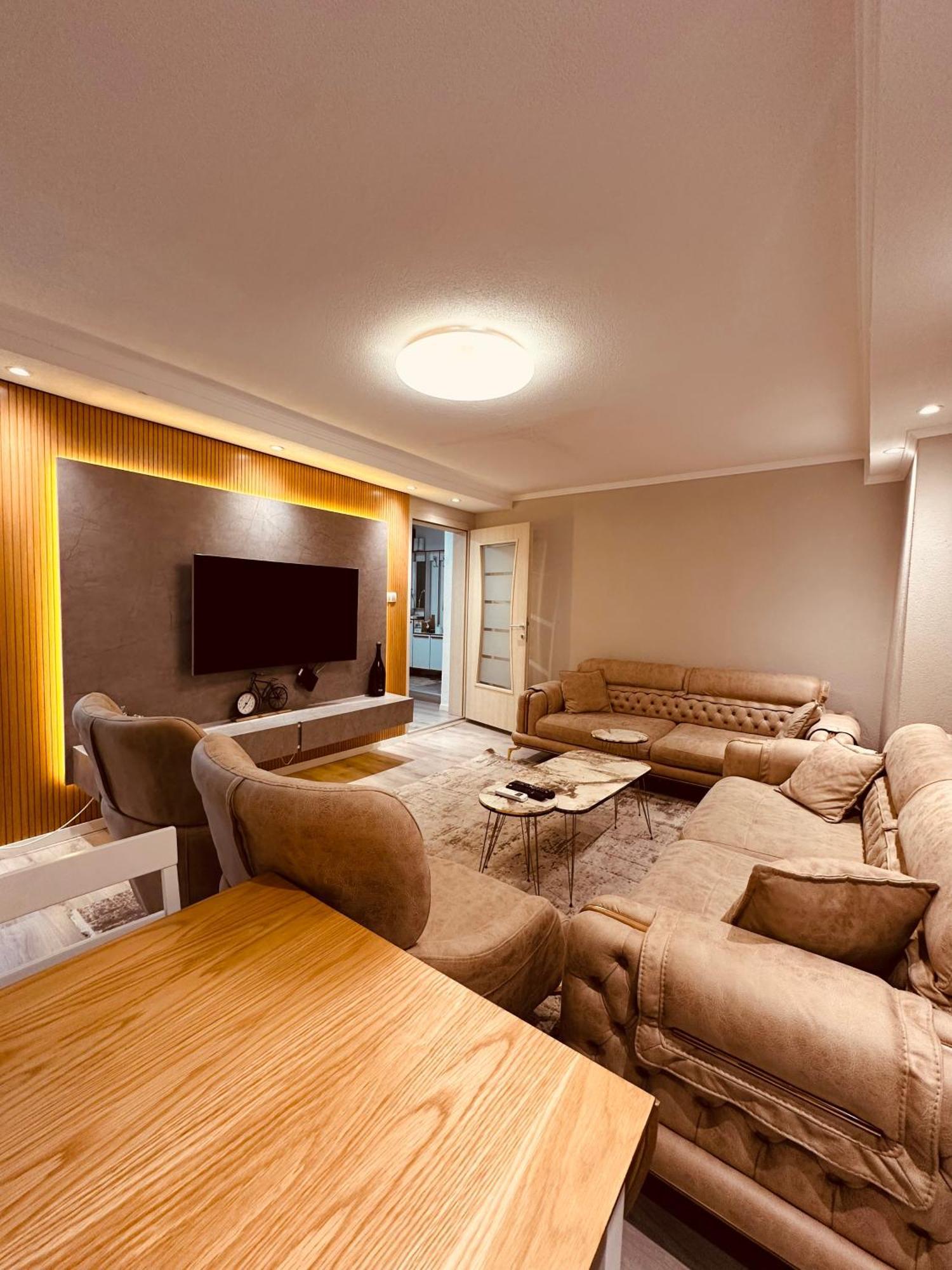 Skyline Apartment 2 Peje Exteriér fotografie